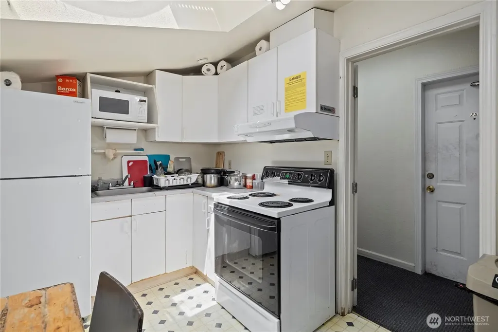 4714 17th Avenue NE Seattle WA 98105