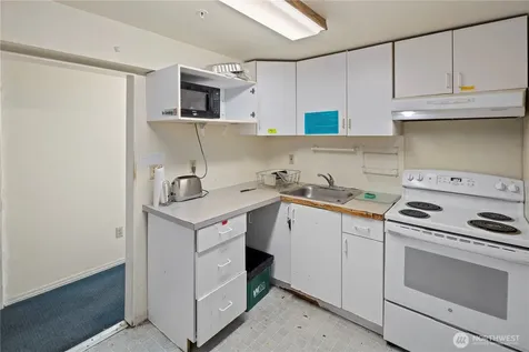 4714 17th Avenue NE Seattle WA 98105