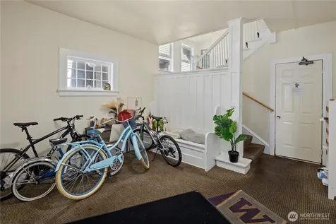 4714 17th Avenue NE Seattle WA 98105