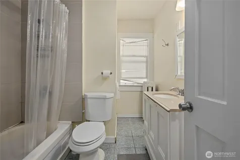 4714 17th Avenue NE Seattle WA 98105