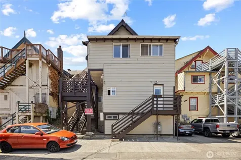 4714 17th Avenue NE Seattle WA 98105