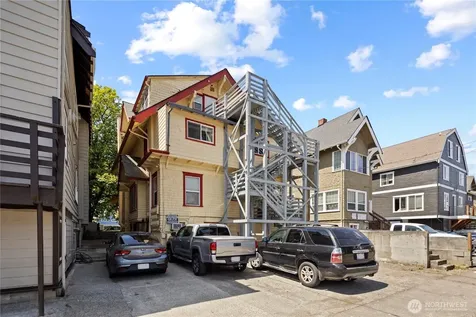 4714 17th Avenue NE Seattle WA 98105