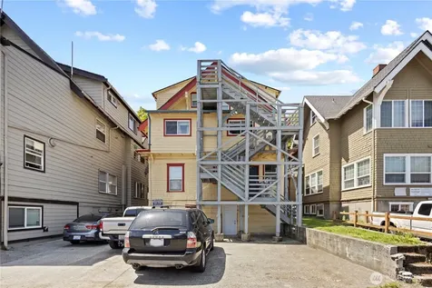 4714 17th Avenue NE Seattle WA 98105