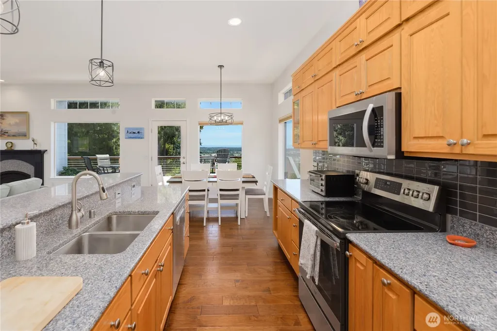 652 Fox Hollow Road Sequim WA 98382