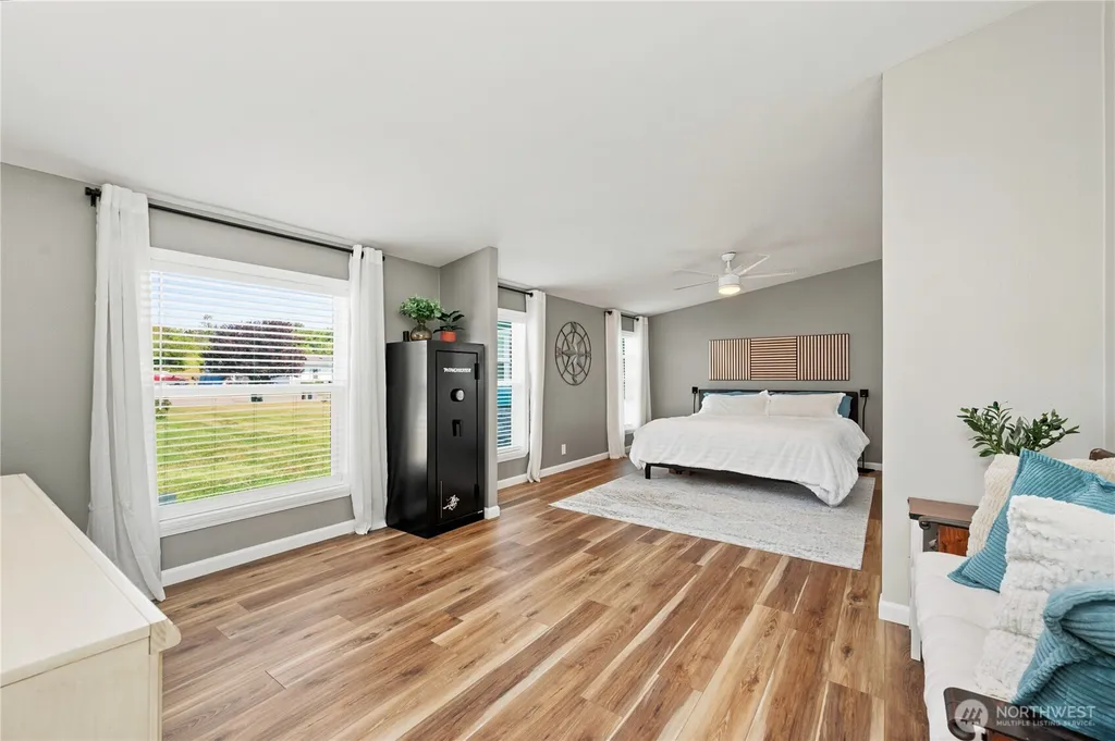 5519 Bay Ridge Drive Blaine WA 98230