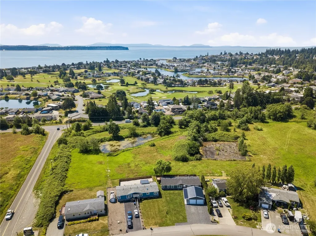 5519 Bay Ridge Drive Blaine WA 98230