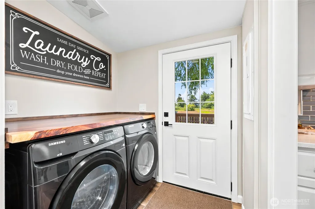 5519 Bay Ridge Drive Blaine WA 98230
