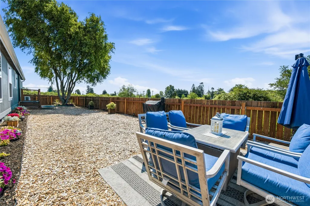 5519 Bay Ridge Drive Blaine WA 98230