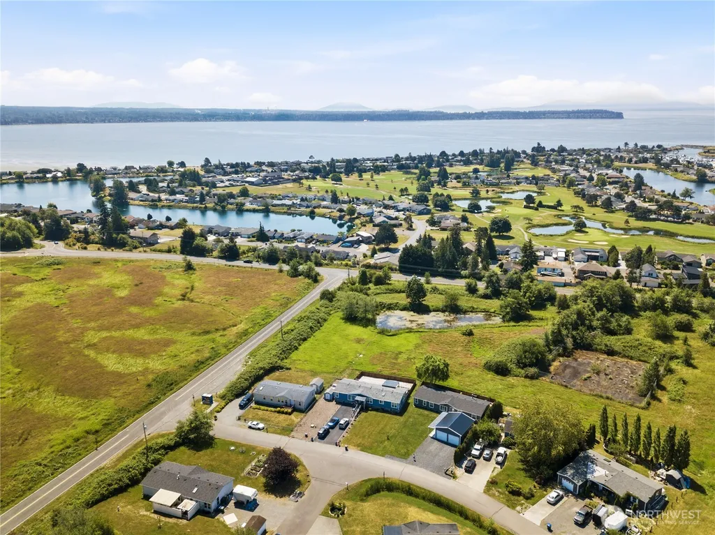 5519 Bay Ridge Drive Blaine WA 98230