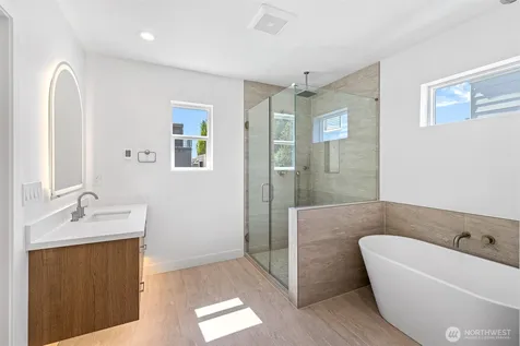4113 Chilberg Avenue SW Seattle WA 98116