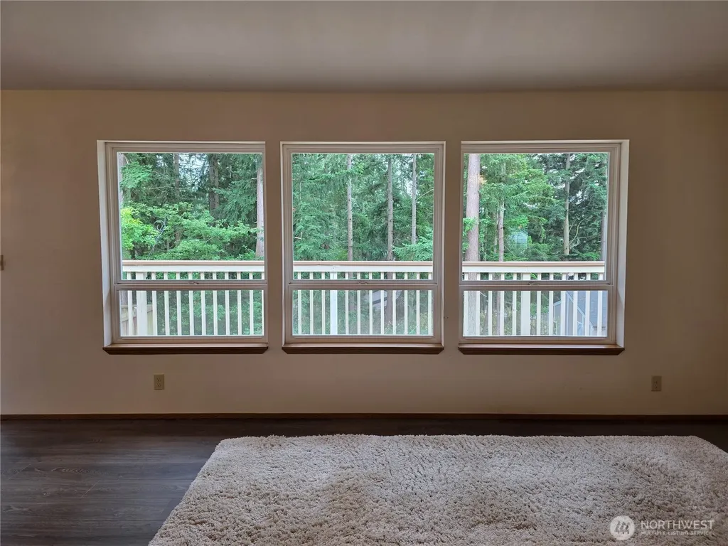 384 Selkirk Drive Camano Island WA 98282