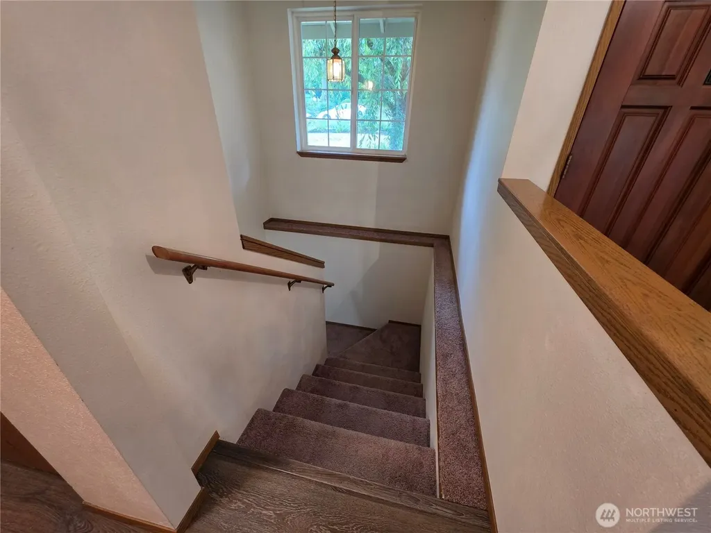 384 Selkirk Drive Camano Island WA 98282