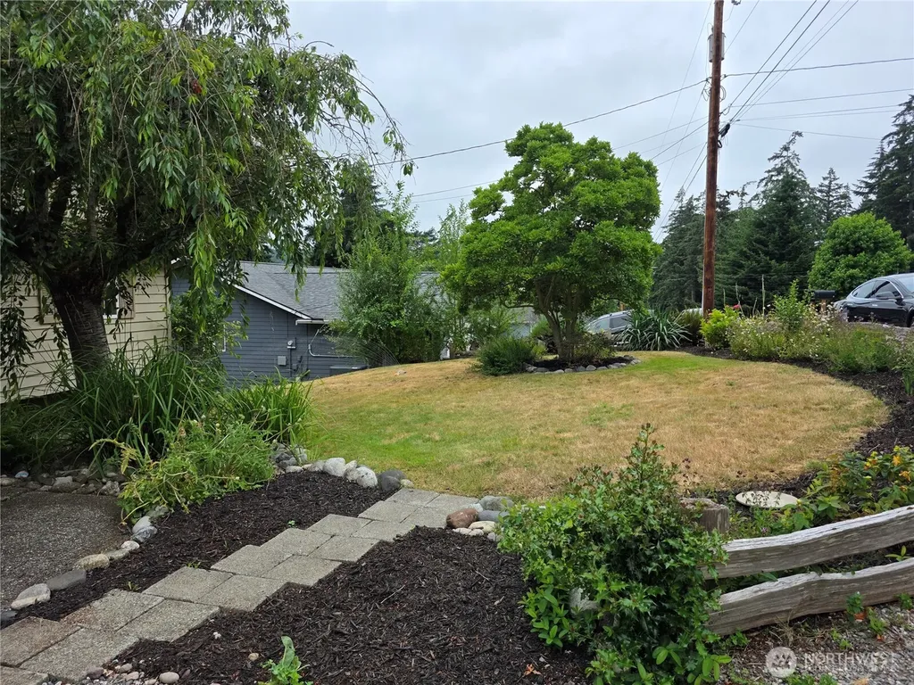 384 Selkirk Drive Camano Island WA 98282