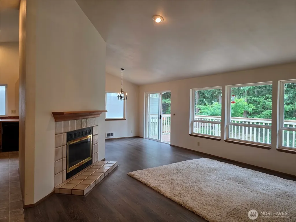 384 Selkirk Drive Camano Island WA 98282