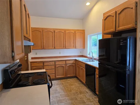 384 Selkirk Drive Camano Island WA 98282
