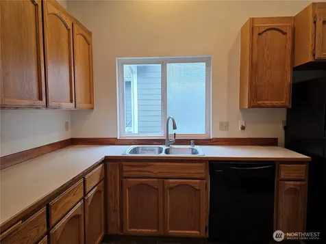384 Selkirk Drive Camano Island WA 98282