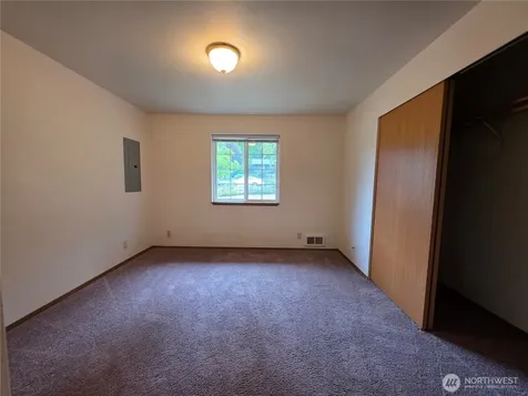 384 Selkirk Drive Camano Island WA 98282