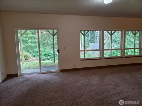 384 Selkirk Drive Camano Island WA 98282
