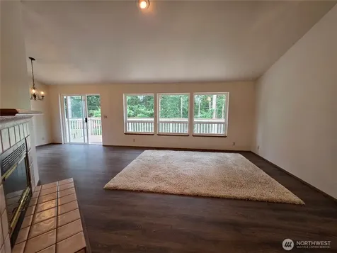 384 Selkirk Drive Camano Island WA 98282