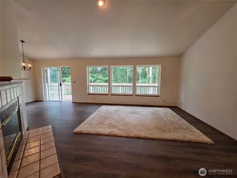 384 Selkirk Drive Camano Island WA 98282