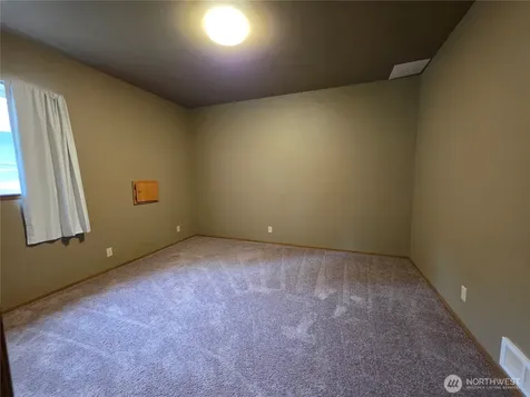 384 Selkirk Drive Camano Island WA 98282