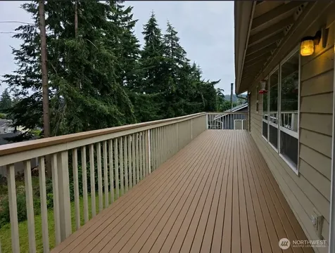 384 Selkirk Drive Camano Island WA 98282