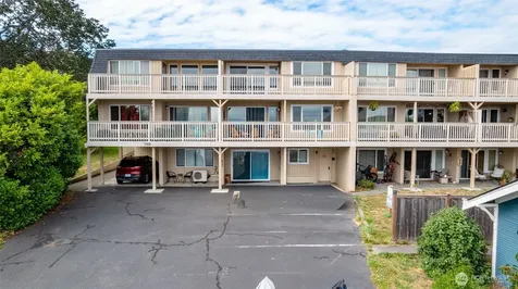1188 SE Pioneer Way Oak Harbor WA 98277