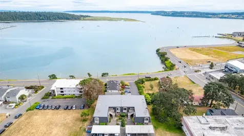 1188 SE Pioneer Way Oak Harbor WA 98277