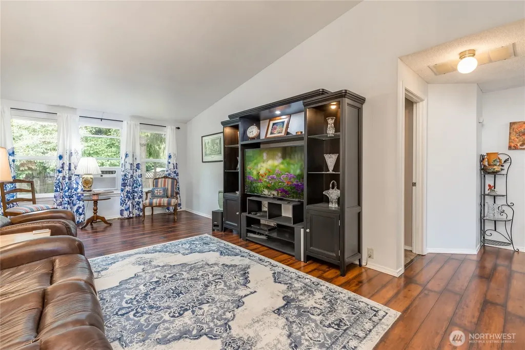 2707 S 366th Place Federal Way WA 98003