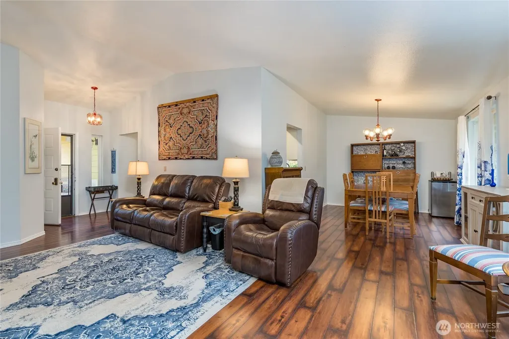 2707 S 366th Place Federal Way WA 98003