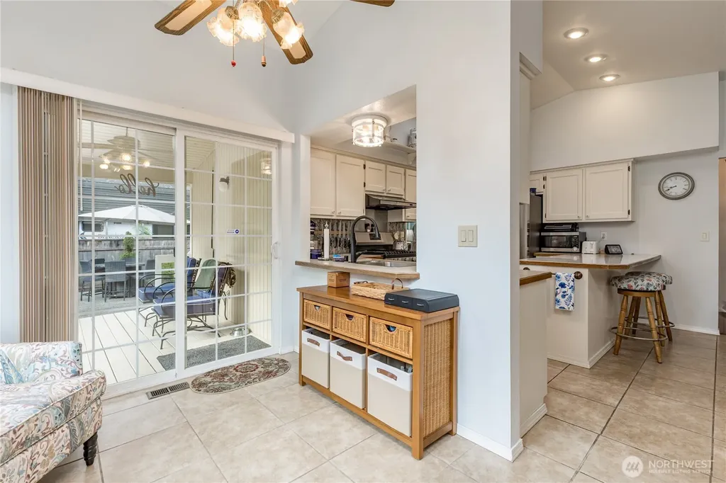 2707 S 366th Place Federal Way WA 98003