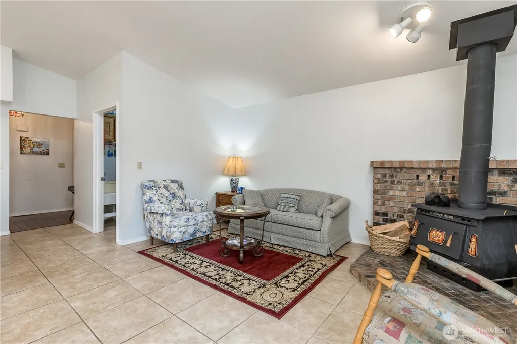 2707 S 366th Place Federal Way WA 98003