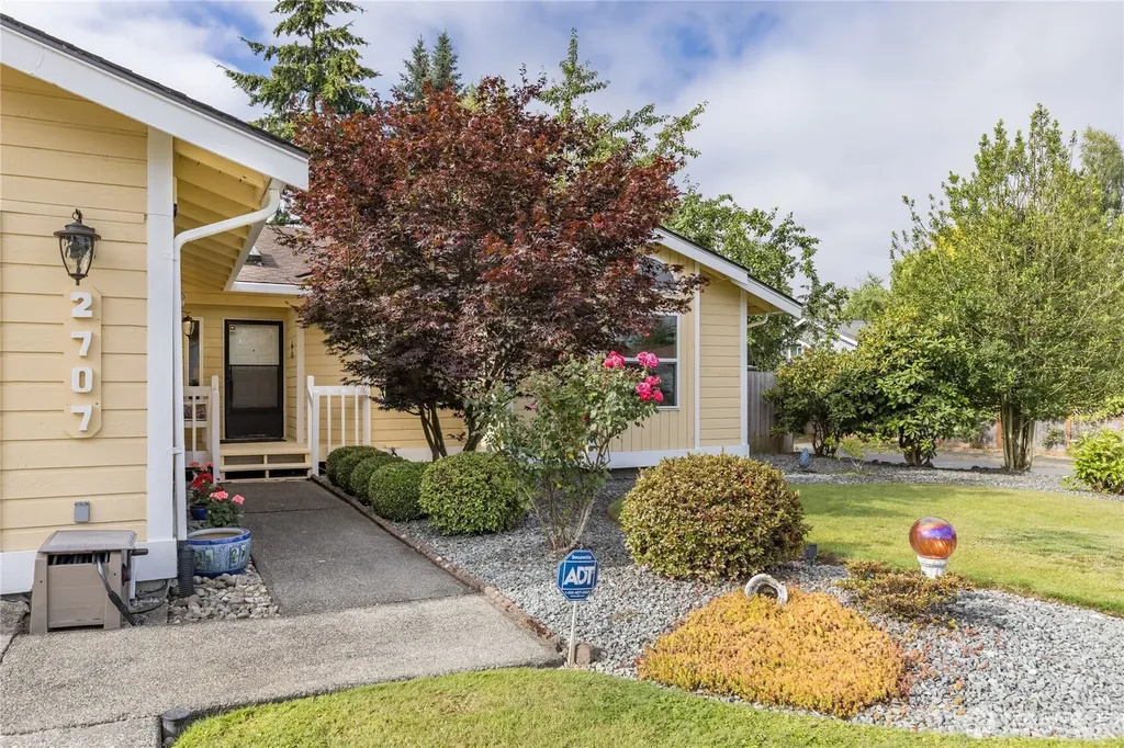 2707 S 366th Place Federal Way WA 98003