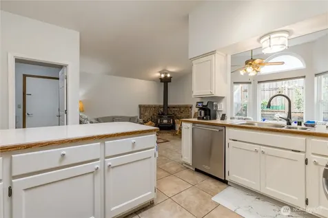 2707 S 366th Place Federal Way WA 98003