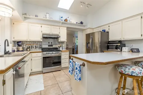 2707 S 366th Place Federal Way WA 98003