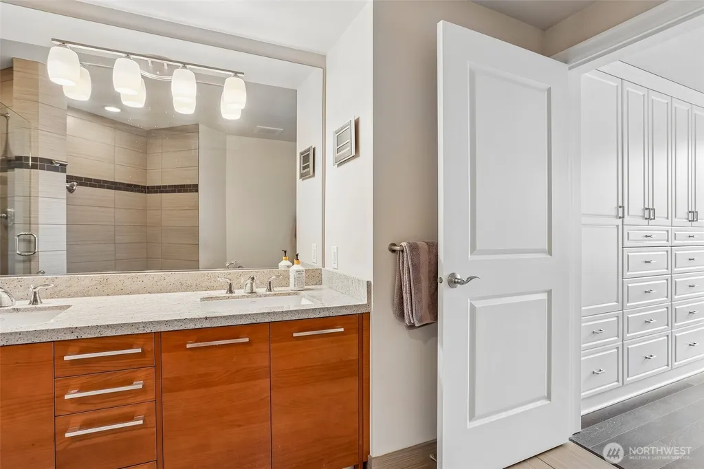 1920 4th Avenue Seattle WA 98101