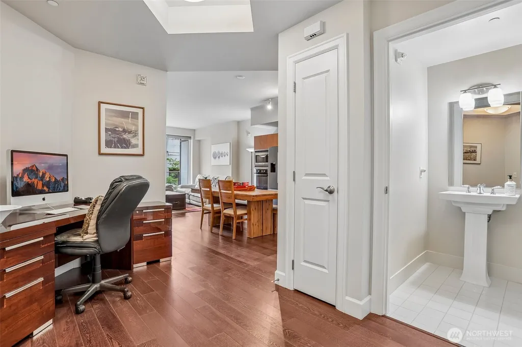 1920 4th Avenue Seattle WA 98101