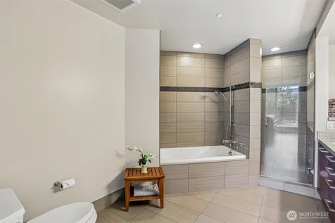 1920 4th Avenue Seattle WA 98101