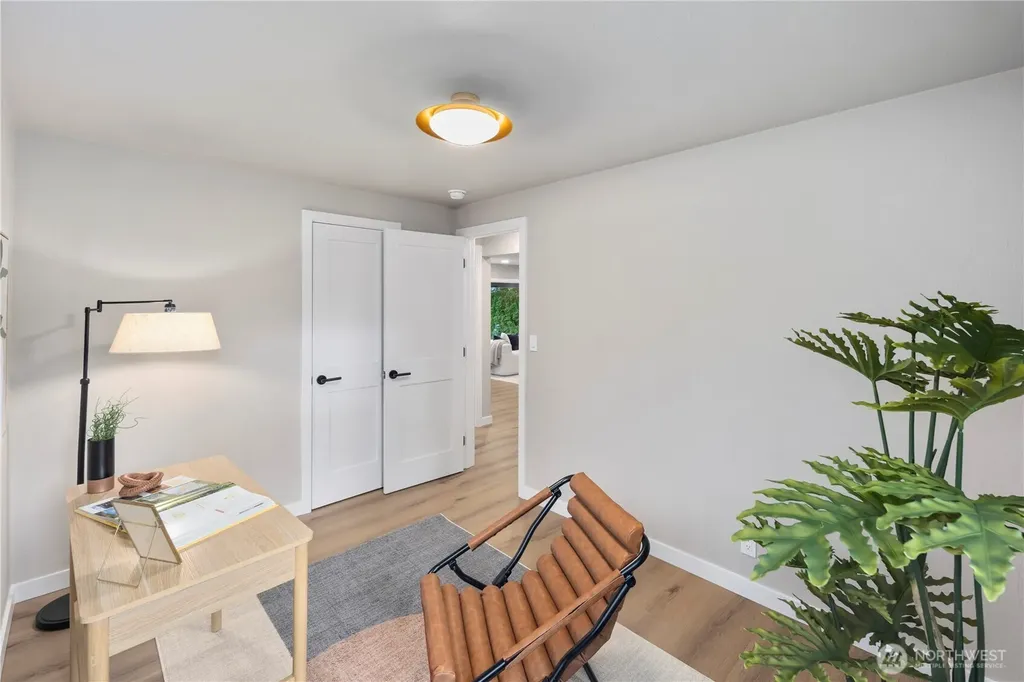 12520 24th Avenue NE Seattle WA 98125