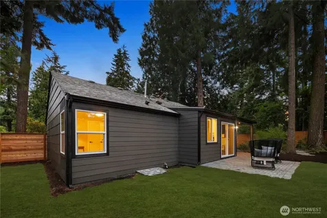 12520 24th Avenue NE Seattle WA 98125