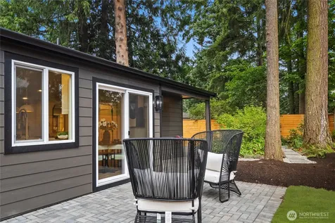 12520 24th Avenue NE Seattle WA 98125