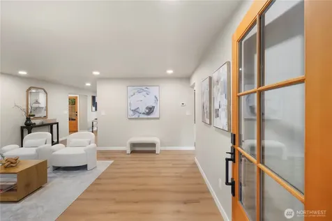 12520 24th Avenue NE Seattle WA 98125