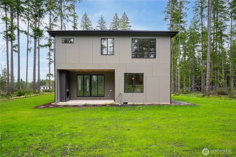 781 W Clear Lake Drive Shelton WA 98584