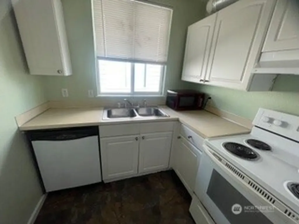 220 W 4th Street Aberdeen WA 98520