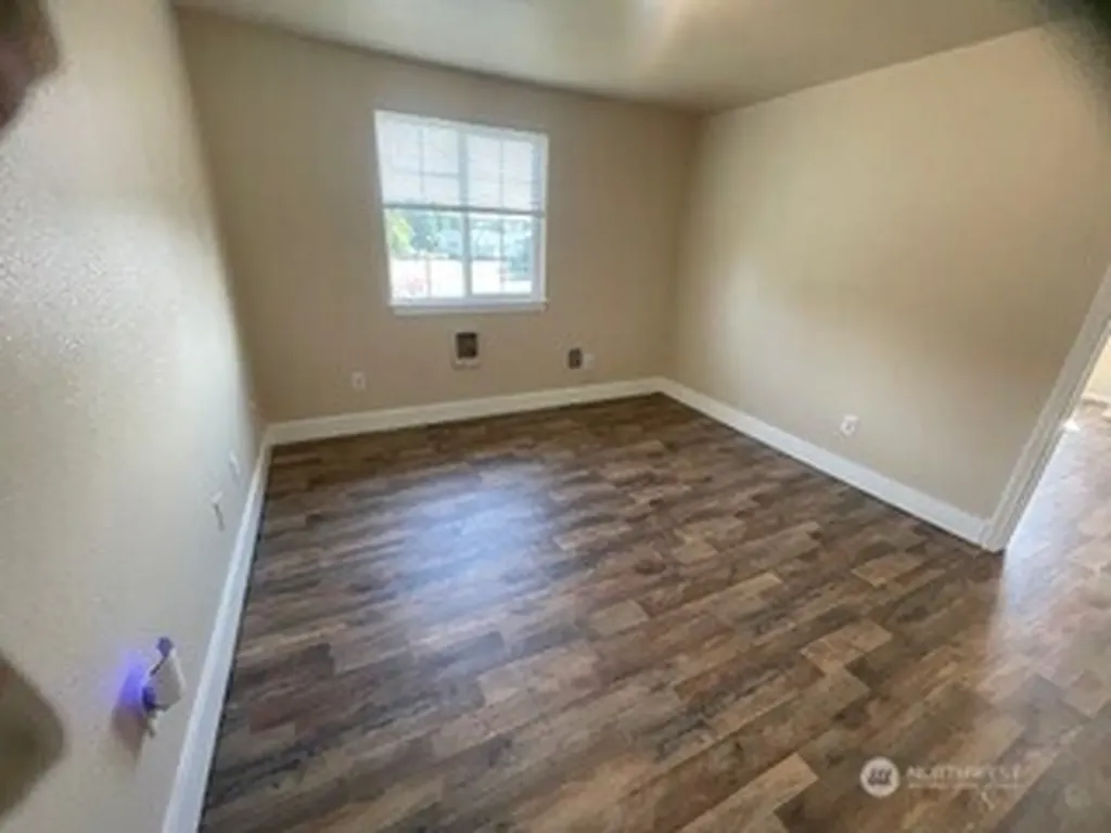 220 W 4th Street Aberdeen WA 98520