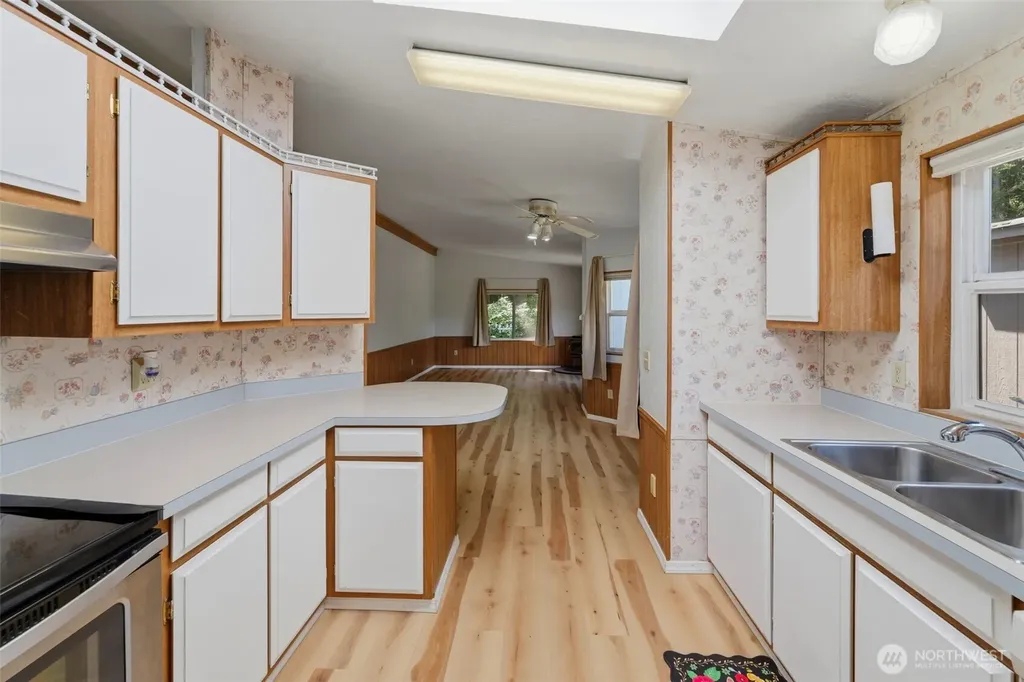 2382 Hastings Lane SE Port Orchard WA 98367