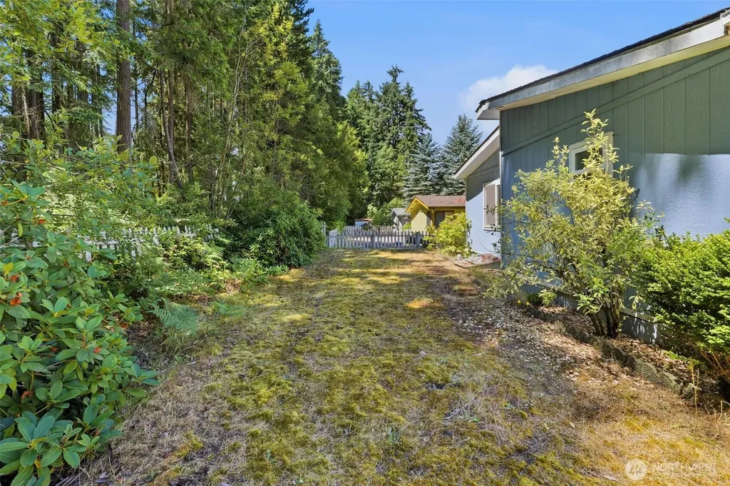 2382 Hastings Lane SE Port Orchard WA 98367