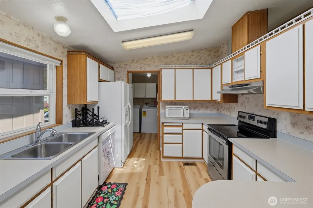 2382 Hastings Lane SE Port Orchard WA 98367