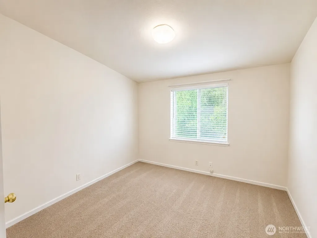 6614 239th Avenue E Buckley WA 98321