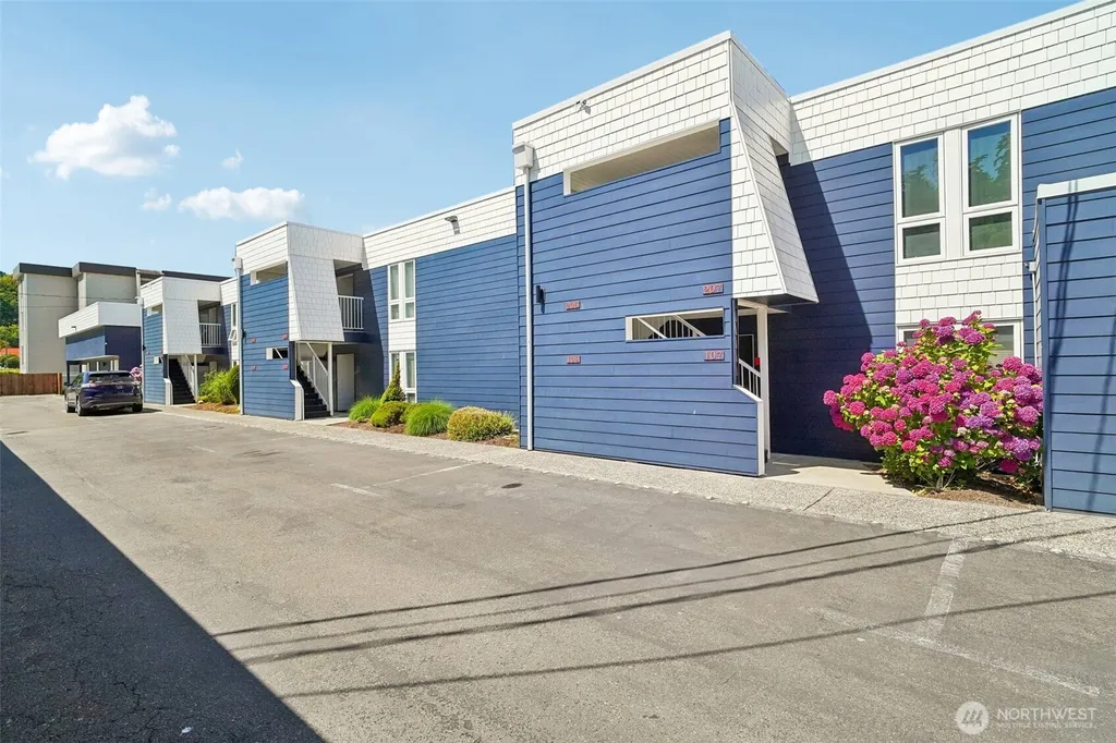 28120 Redondo Beach Drive S Des Moines WA 98198